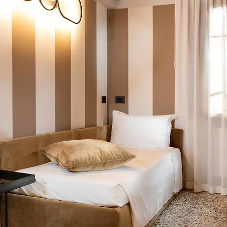 Ca' San Geremia Apartment Venice Exterior photo